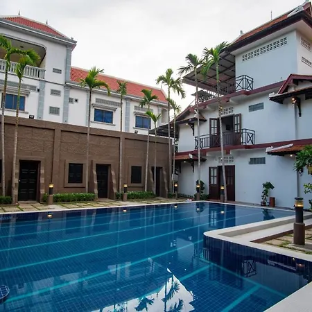 Neakbong Residence